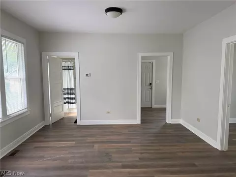 Living - 122 Bellfield Ave, Elyria, OH 44035 photo 6 of 6