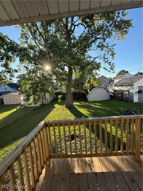 Exterior - 122 Bellfield Ave, Elyria, OH 44035 photo 3 of 3