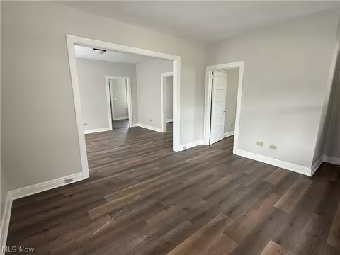 Living - 122 Bellfield Ave, Elyria, OH 44035 photo 4 of 6