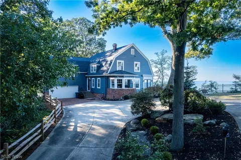 26534 Lake Rd, Bay Village, OH 44140