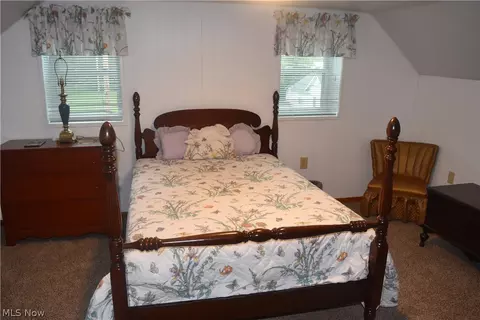 Bedroom - 52135 Home St, Saint Clairsville, OH 43950 photo 4 of 5