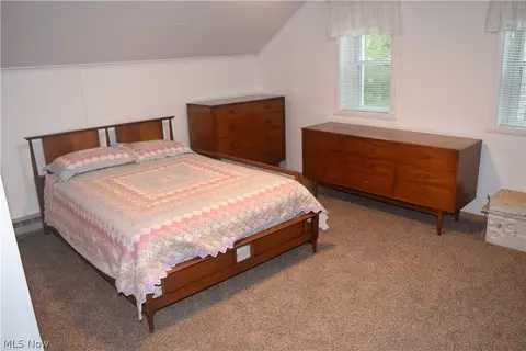 Bedroom - 52135 Home St, Saint Clairsville, OH 43950 photo 2 of 5