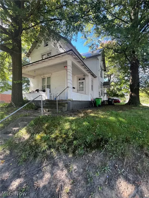 805 S Freedom Ave, Alliance, OH 44601