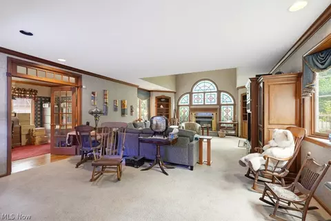 Living - 166 Pepperdine Dr, Elyria, OH 44035 photo 2 of 5