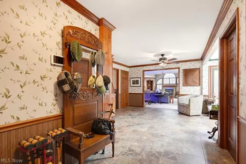 Entry Way - 166 Pepperdine Dr, Elyria, OH 44035 photo 5 of 5