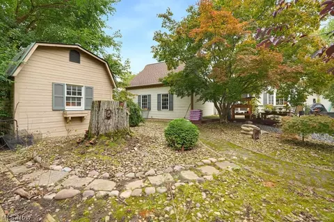 Exterior - 166 Pepperdine Dr, Elyria, OH 44035 photo 4 of 10