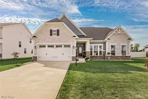 36627 Gladstone Mill Dr, North Ridgeville, OH 44039