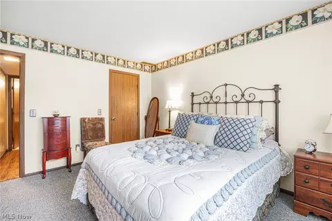 Bedroom - 818 Kirkwall Dr, Copley, OH 44321 photo 3 of 4