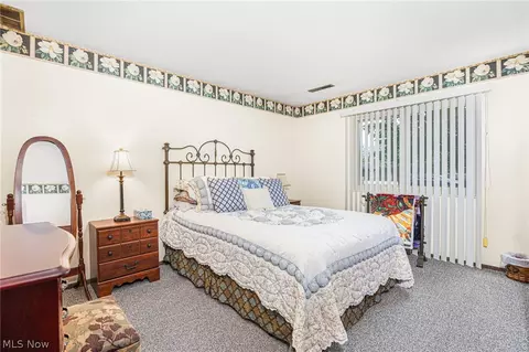Bedroom - 818 Kirkwall Dr, Copley, OH 44321 photo 2 of 4