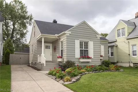 19539 Telbir Ave, Rocky River, OH 44116