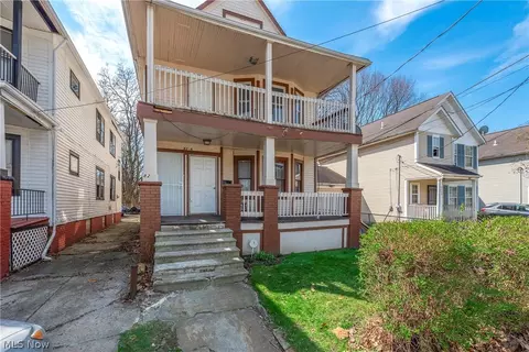 8206 Crumb Ave, Cleveland, OH 44103