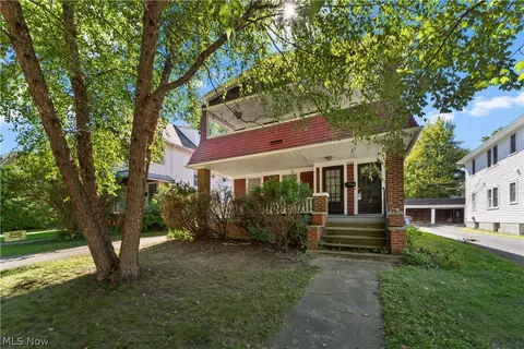 3140 Meadowbrook Blvd, Cleveland Heights, OH 44118