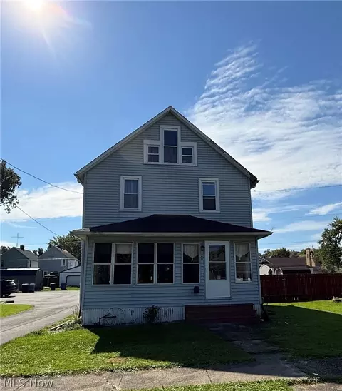 120 E Georgia Ave, Sebring, OH 44672