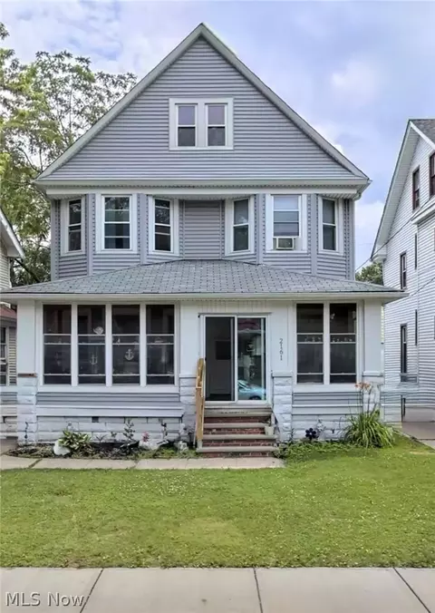 2161 W 101st St, Cleveland, OH 44102