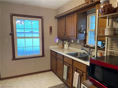 Kitchen - 1567 Sunset Ave, Akron, OH 44301 photo 1 of 1