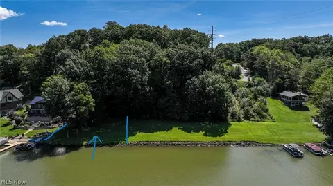Sl 820 E Mohawk Drive, Malvern, OH 44644 photo 6