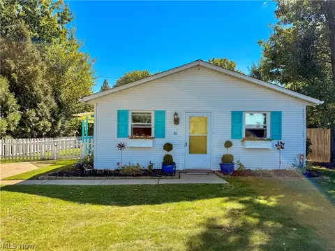 98 Clovercliff Dr, Chippewa Lake, OH 44215