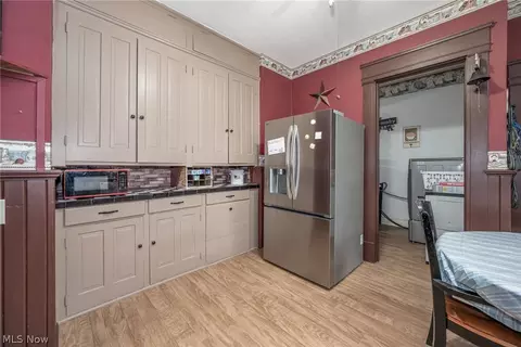 Kitchen - 36 4th St SE, Massillon, OH 44646 photo 3 of 3