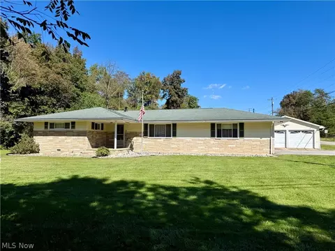 29 Butcher Bend Rd, Mineral Wells, WV 26150