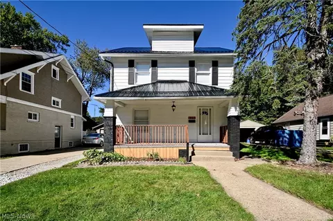 1425 34th St NW, Canton, OH 44709