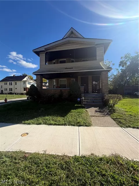 12730 Barrington Ave, Cleveland, OH 44108