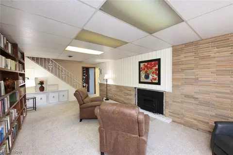 Living - 115 Forest Rd, Weirton, WV 26062 photo 6 of 7