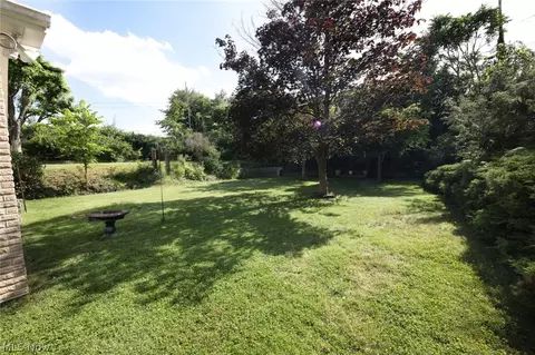 Exterior - 115 Forest Rd, Weirton, WV 26062 photo 3 of 3