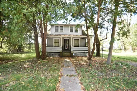 438 Bennington Ave, Youngstown, OH 44505