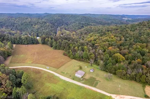 1233 Dutchman Ridge Rd, Macfarlan, WV 26148