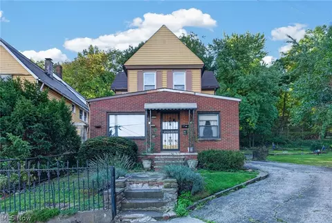 2117 Fairview Ave, Cleveland, OH 44106