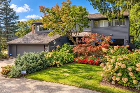 333 N Portage Path, Akron, OH 44303