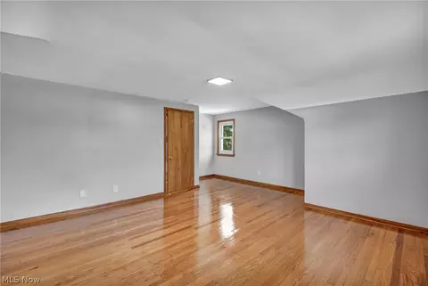 Bedroom - 800 E 250th St, Euclid, OH 44132 photo 6 of 8