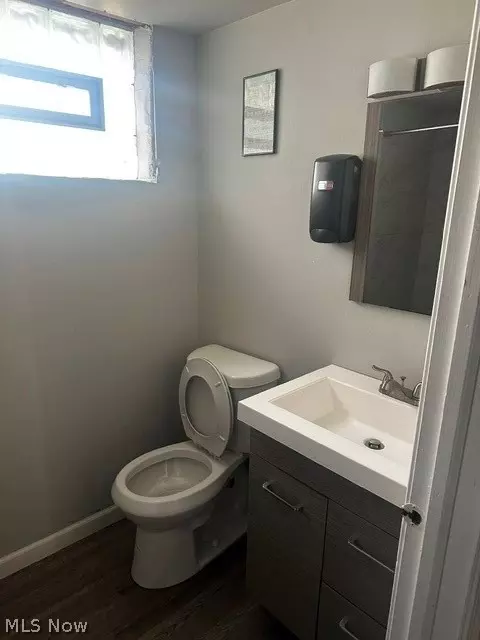 930 E 239th St, Euclid, OH 44123 photo 6
