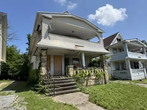 3379 E 142nd St, Cleveland, OH 44120