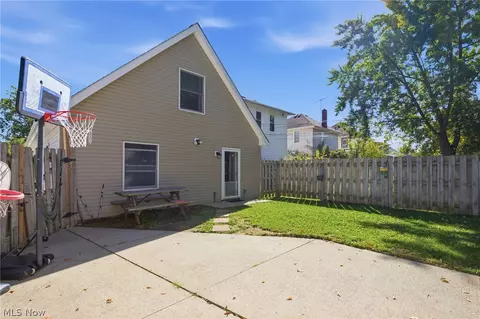 Exterior - 216 Longford Ave, Elyria, OH 44035 photo 5 of 11