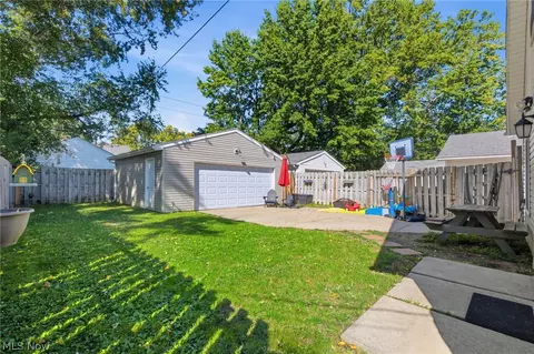Exterior - 216 Longford Ave, Elyria, OH 44035 photo 6 of 11