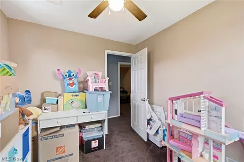 Bedroom - 357 E 4th St, Ashland, OH 44805 photo 6 of 6