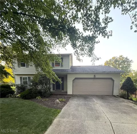1088 Iroquois Run, Macedonia, OH 44056