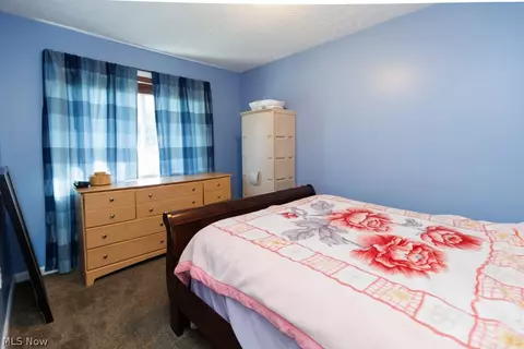 Bedroom - 245 Defiance Ave, Elyria, OH 44035 photo 3 of 3