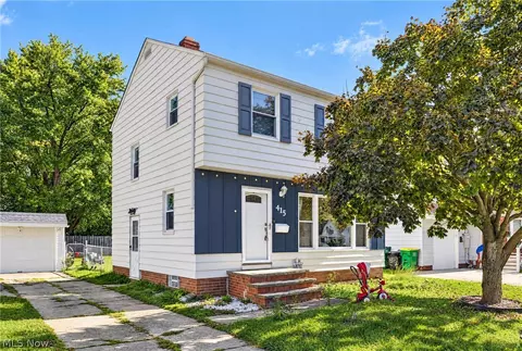 415 E 305th St, Willowick, OH 44095