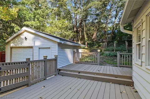 Exterior - 621 N Willow St, Kent, OH 44240 photo 3 of 4
