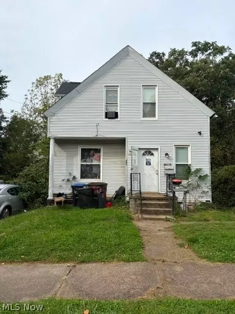 490 Rentschler St, Akron, OH 44304
