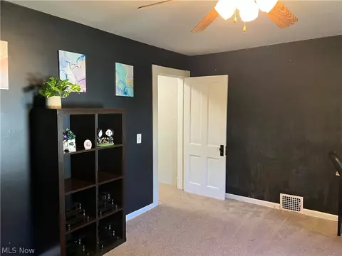 Bedroom - 2018 W 10th St, Ashtabula, OH 44004 photo 5 of 13