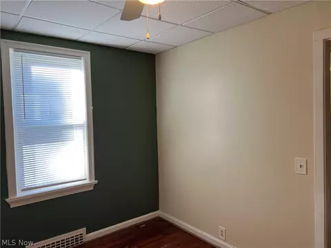 Bedroom - 2018 W 10th St, Ashtabula, OH 44004 photo 8 of 13