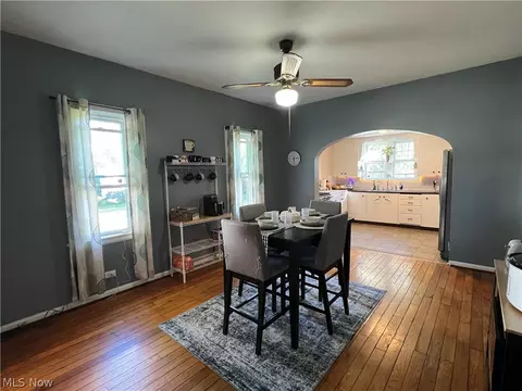 Dining - 2018 W 10th St, Ashtabula, OH 44004 photo 2 of 4