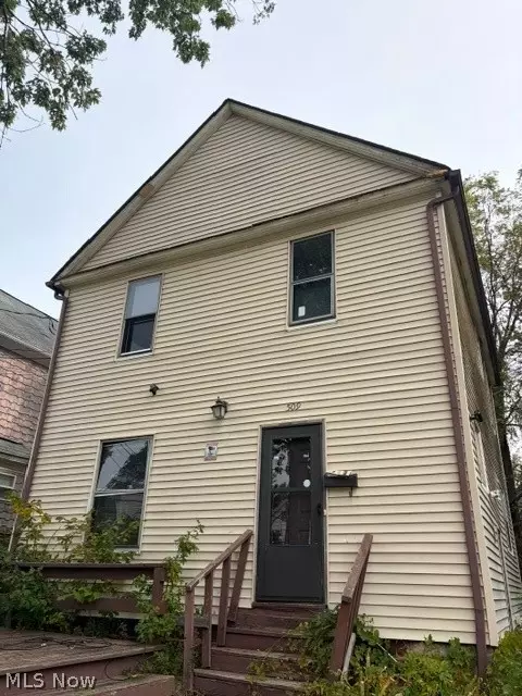 509 Rentschler St, Akron, OH 44304