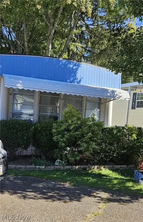 1280 Monterey Blvd NW, North Canton, OH 44720