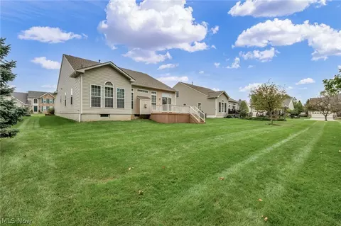 Exterior - 922 Rustic Ct, Brunswick, OH 44212 photo 10 of 11
