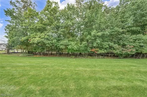 Exterior - 922 Rustic Ct, Brunswick, OH 44212 photo 11 of 11