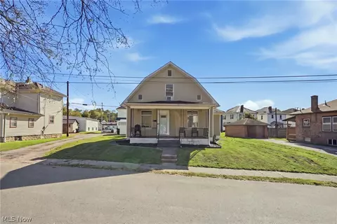 330 Spence Ave, Zanesville, OH 43701
